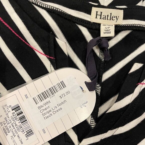 NWT Hatley Chevron Stripe Long Sleeve Notch Neck Dress Sz. S - Picture 2 of 3